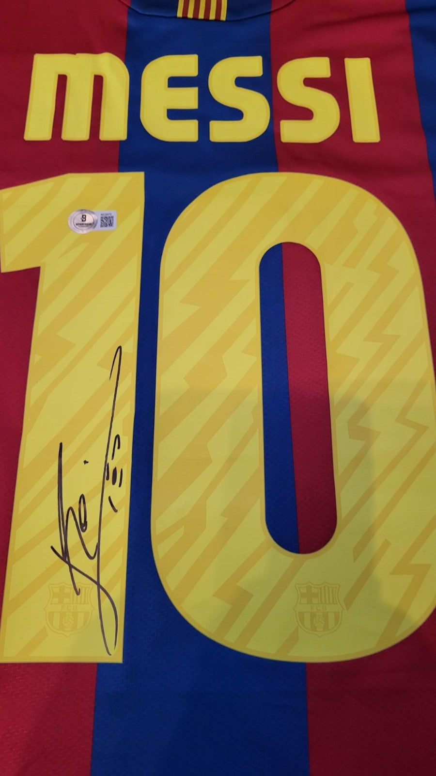 Lionel Messi - signiertes Barcelona Trikot mit COA & LOA (Beckett)