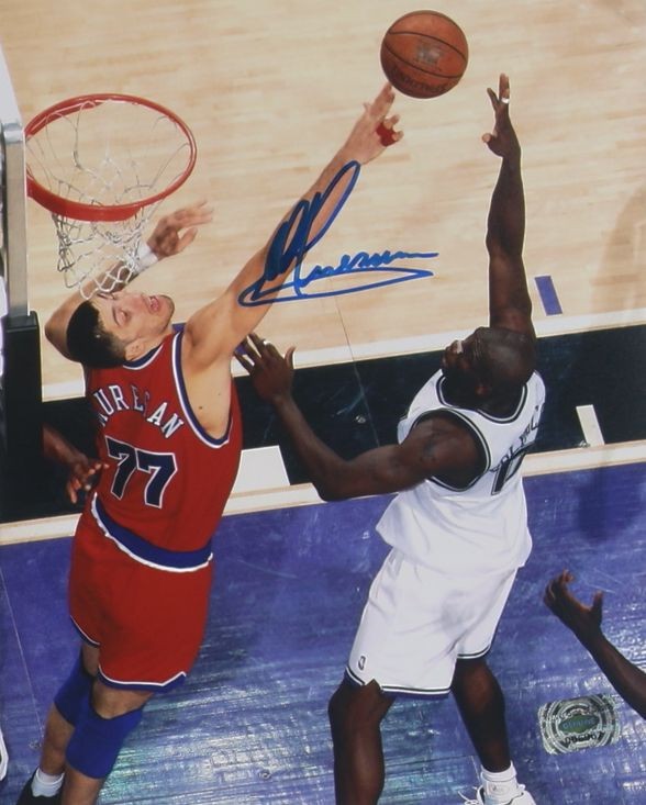 Gheorghe Muresan (Washington Bullets) 20 x 25 cm Autogramm mit COA (WWS)