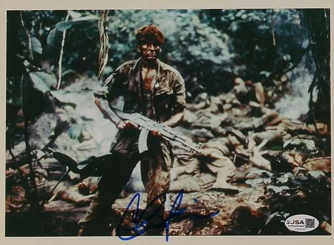 Charlie Sheen (Chris Taylor – Platoon) 20 x 25 cm Autogramm mit COA (JSA)