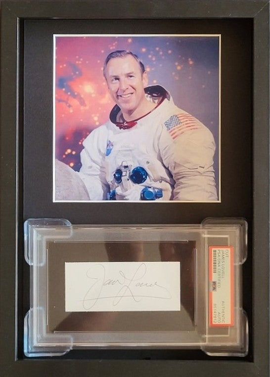 Jim Lovell Autogramm – Apollo 13 Commander – PSA Slab im Rahmen 23x32 cm
