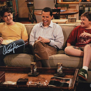 Charlie Sheen (Two and a Half Men) 28x36 cm Autogramm mit COA (Beckett)