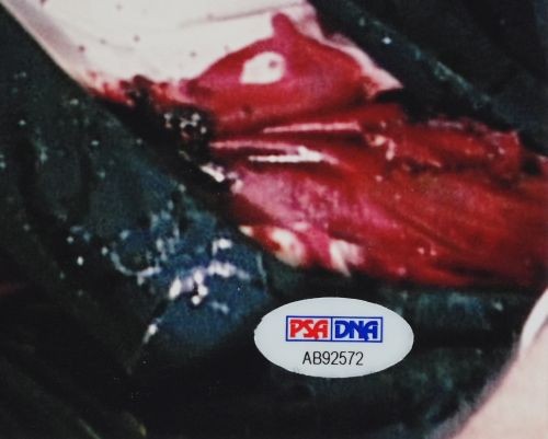 ohn Travolta (Pulp Fiction) 28x36 cm Autogramm mit COA (PSA/DNA)