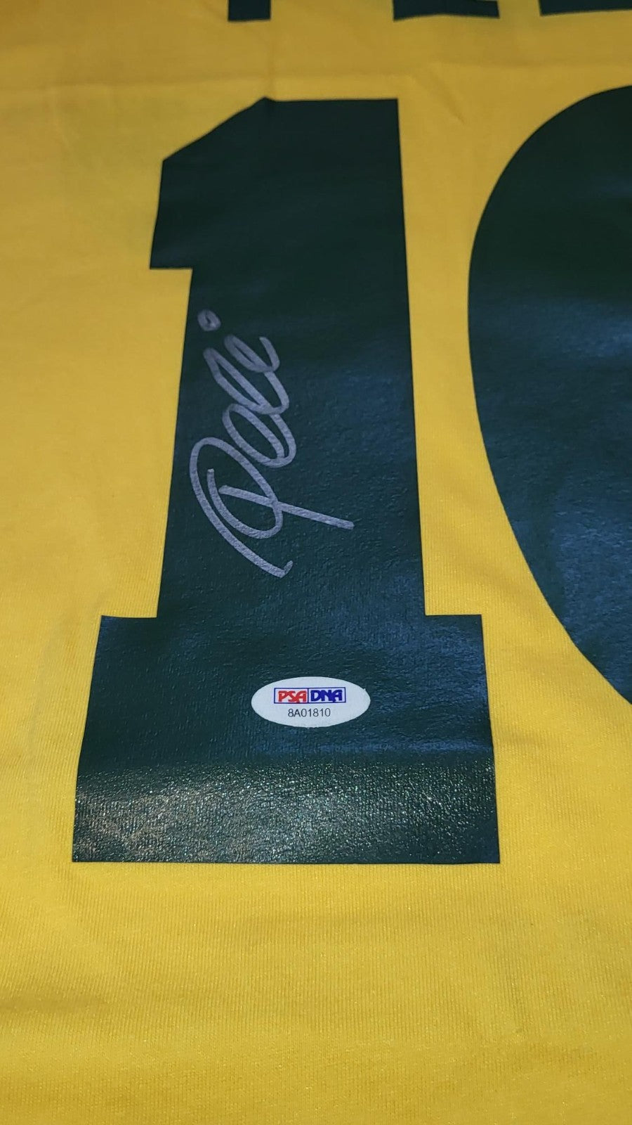 Pelé - signiertes Jersey mit COA (PSA/DNA)