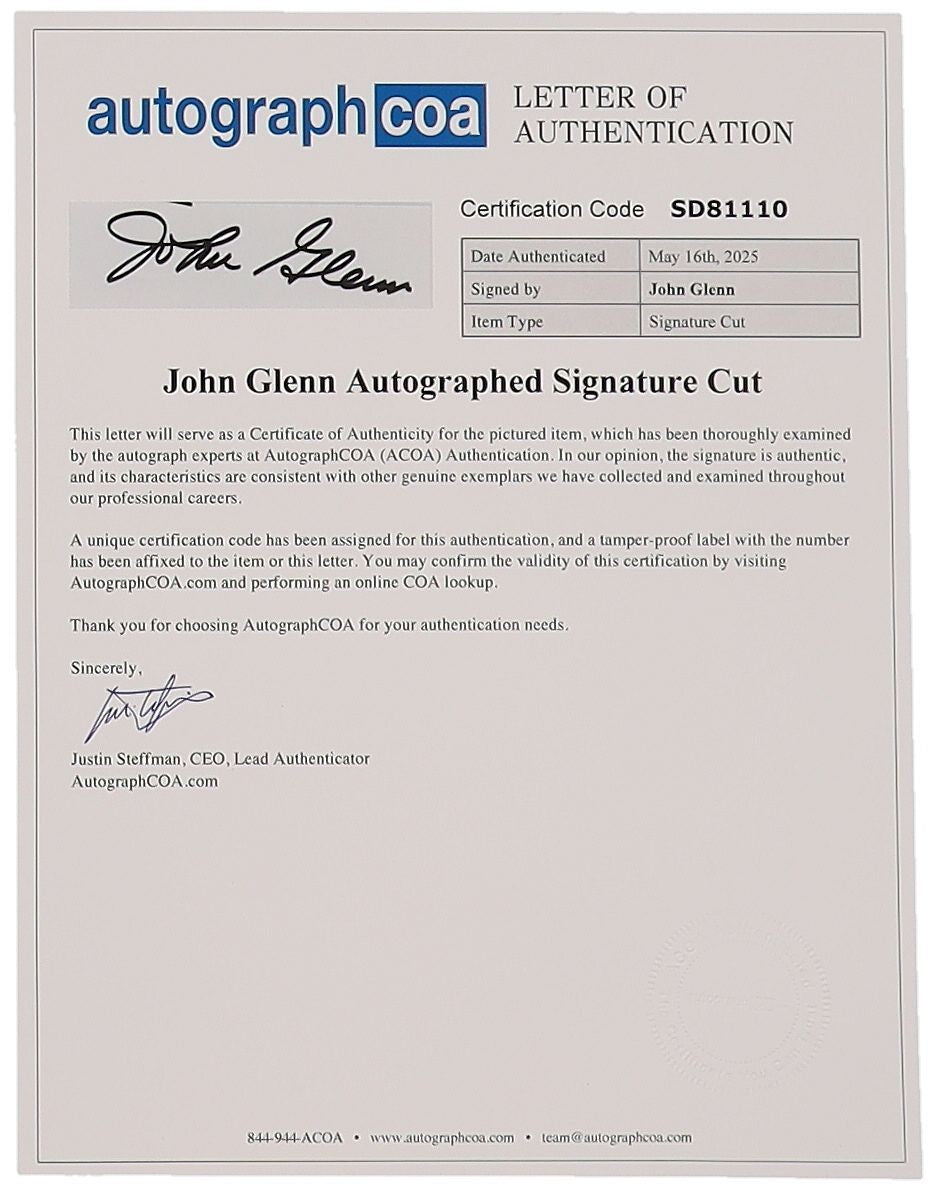 John Glenn (erster Amerikaner im All) 28 x 36 cm Autogramm Cut-Display mit COA