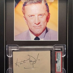 Kirk Douglas Autogramm – Hollywood Legende – PSA Slab im Rahmen 23x32 cm
