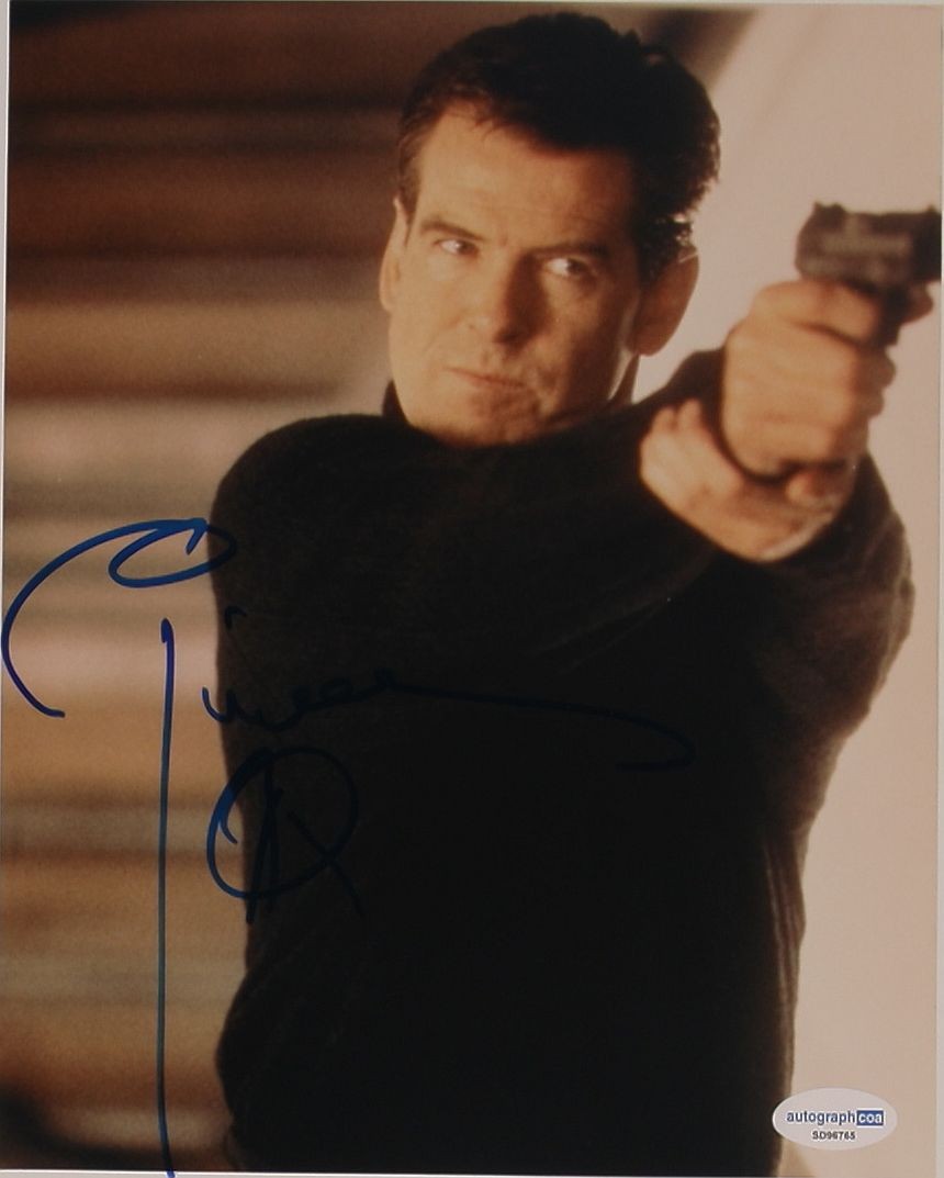 Pierce Brosnan (James Bond) 20x25 cm Autogramm COA (ACOA)